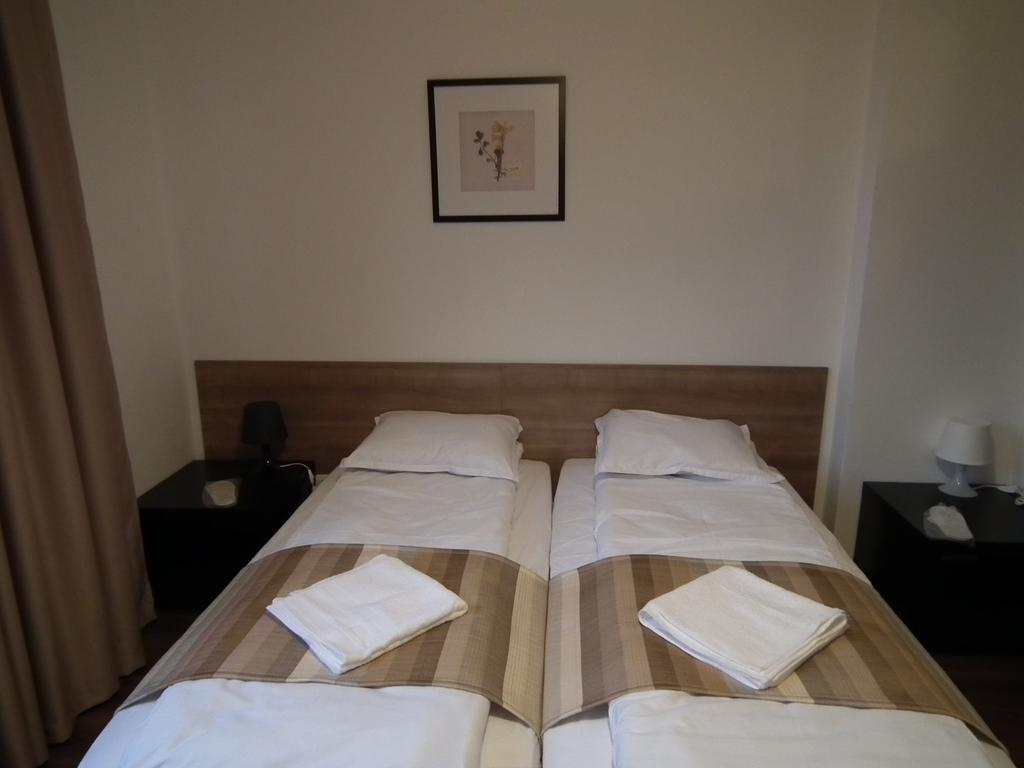 Lion Guest House Weliko Tarnowo Exterior foto